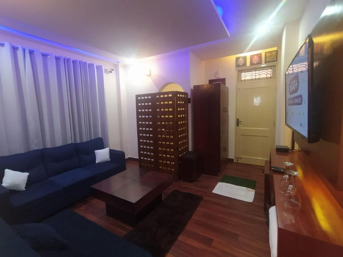 Deluxe Homestay Apartments With Kitchen In Шимла Экстерьер фото